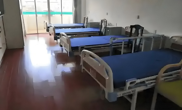 有鬼来袭：战神的顽劣乐妻